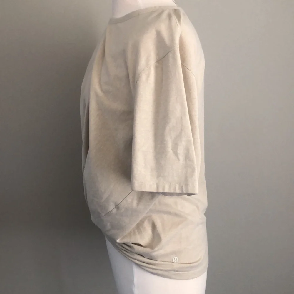 Lululemon shirt - Picture 3 of 8